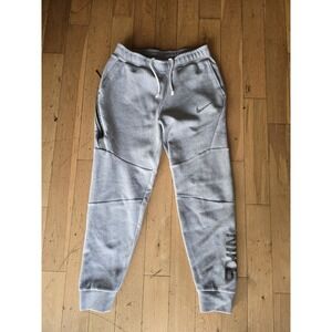 Nike Tech Fleece Joggers Wolf Gray Joggers Athletic CJ4504-902 Med